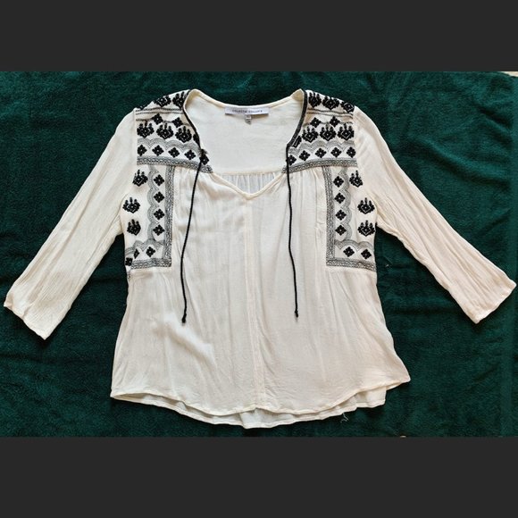 Collective Concepts White Embroidered Peasant Blouse - Picture 1 of 6